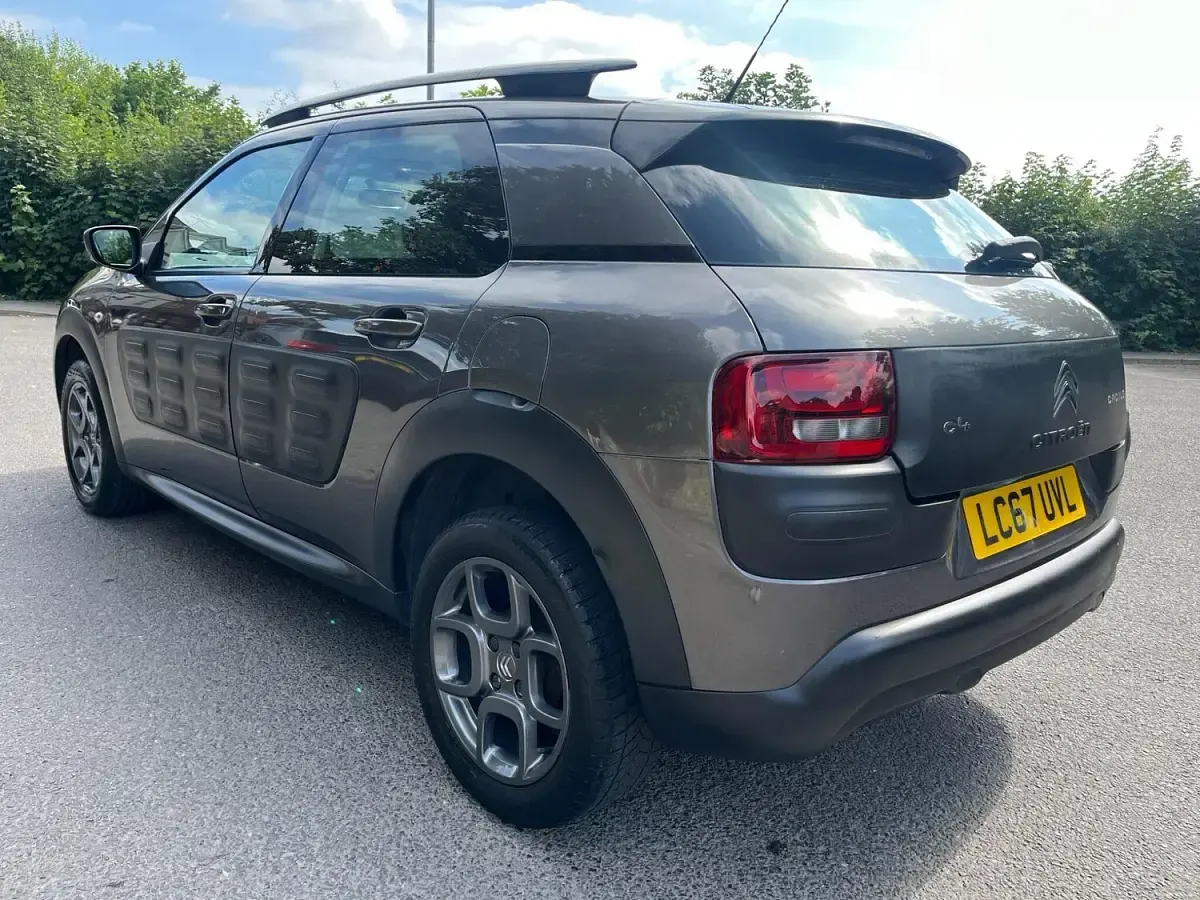 Used Citroën C4 Cactus Feel 80 HP (58 kW) 2017 Grey Hatchback