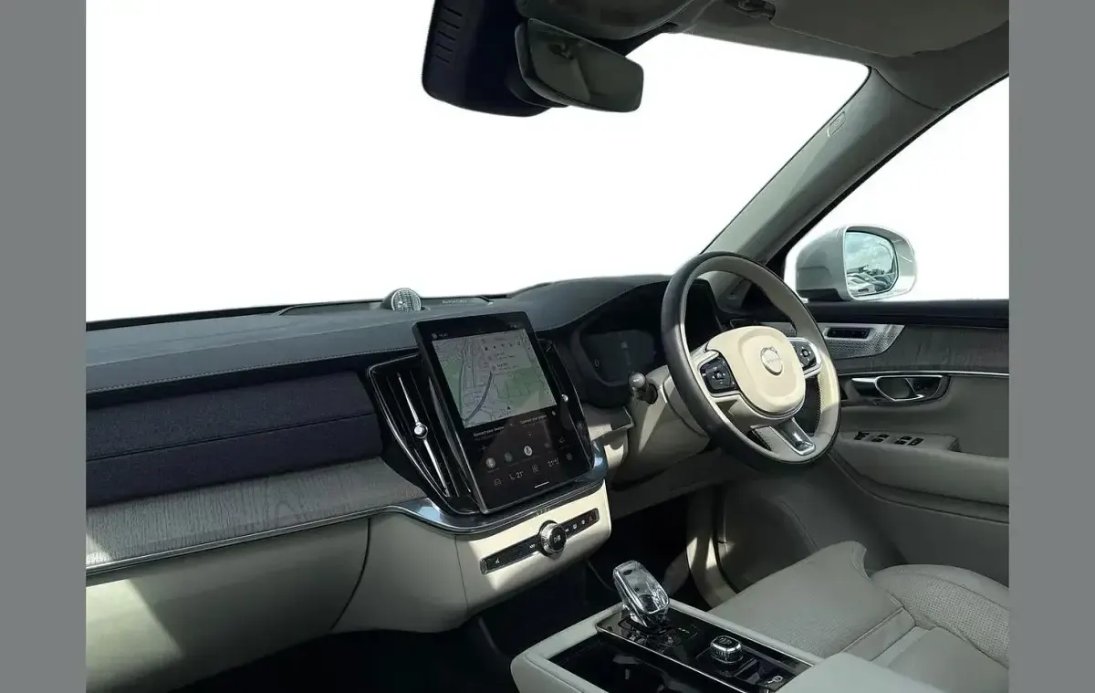 Used Volvo XC90 Ultra 449 HP (330 kW) 2024 Silver SUV