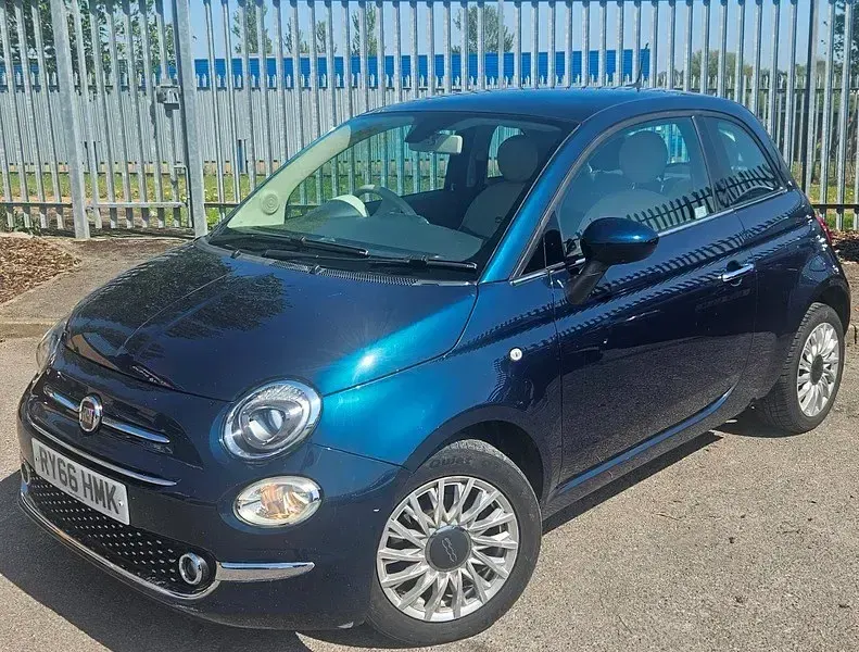Używany Fiat 500 Lounge 69 KM (50 kW) 2017 Niebieski Hatchback