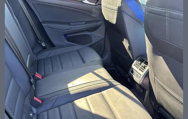 Used VW Golf VIII R 328 HP (241 kW) 2023 Blue Hatchback