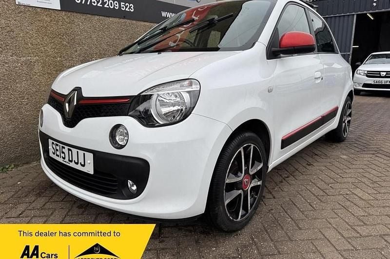 White Used 2015 Renault Twingo Dynamique Hatchback | £4,595 (Fair price) - Image 1/1