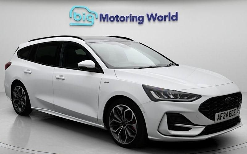 Usado Ford Focus ST-Line X 125 HP (91 kW) 2024 Branco Carrinha