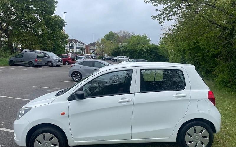 Używany Suzuki Celerio 68 KM (50 kW) 2018 Biały Hatchback