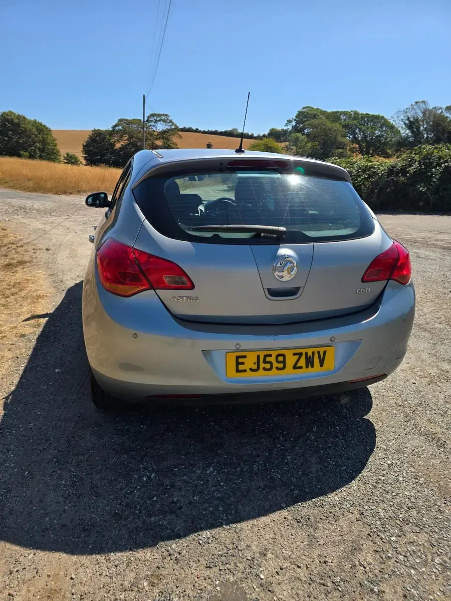 Used Vauxhall Astra 2010 Silver Hatchback