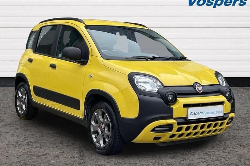 Used Fiat Panda Cross Cross 70 HP (51 kW) 2021 Yellow Hatchback