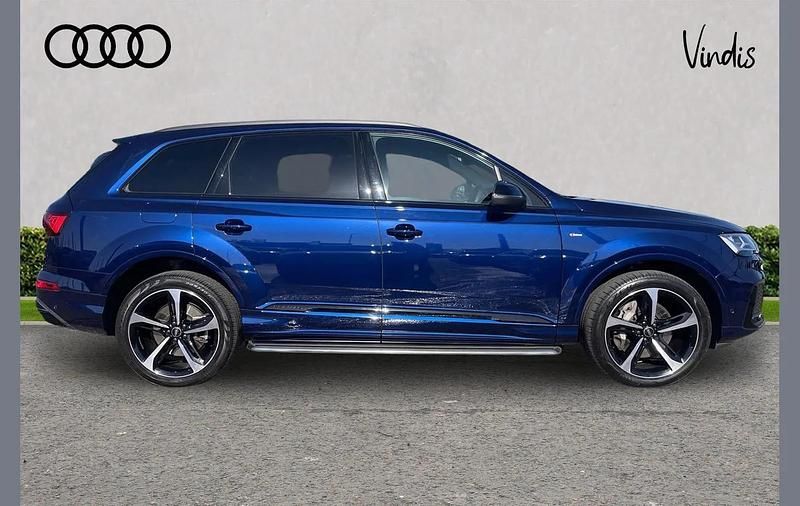 Used Audi Q7 Black Edition 281 HP (206 kW) 2023 Blue SUV