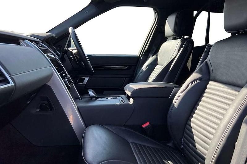 Used Land Rover Discovery 5 SE 345 HP (253 kW) 2025 Grey SUV