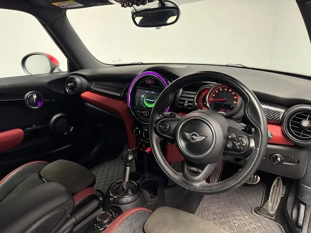 Used Mini John Cooper Works Hatch 231 HP (169 kW) 2015 Black Hatchback