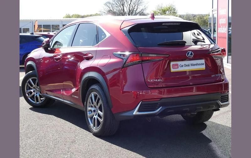 Used Lexus NX300h 194 HP (142 kW) 2019 Red SUV