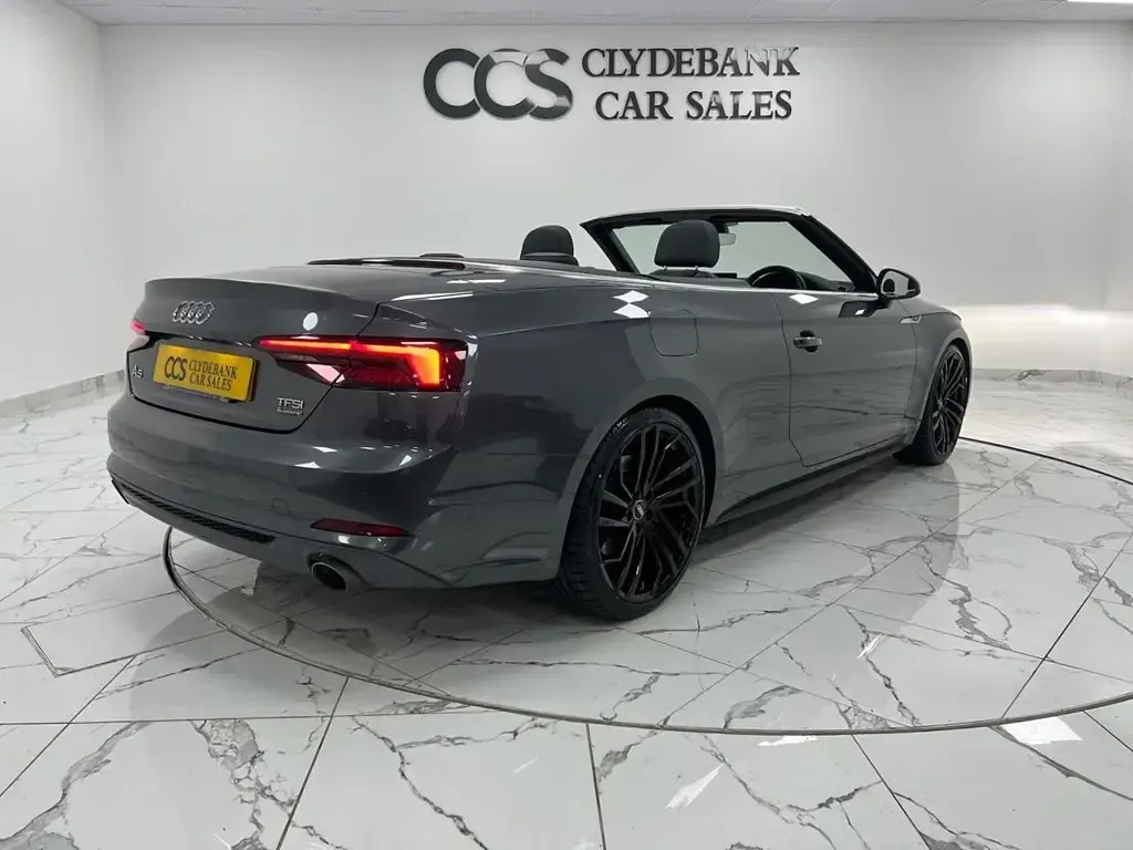 Usado Audi Cabriolet S-Line 252 HP (185 kW) 2018 Cinzento Cabrios