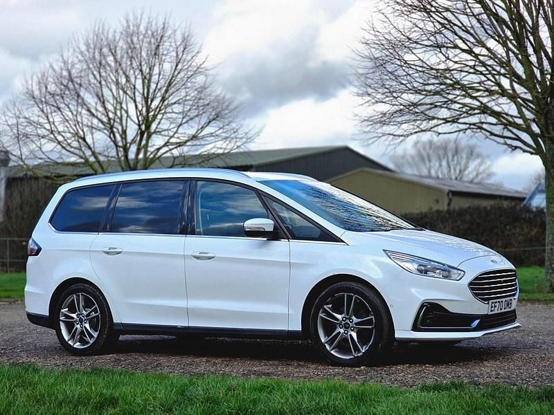 Usado Ford Galaxy Titanium 190 HP (139 kW) 2021 Branco Monovolume