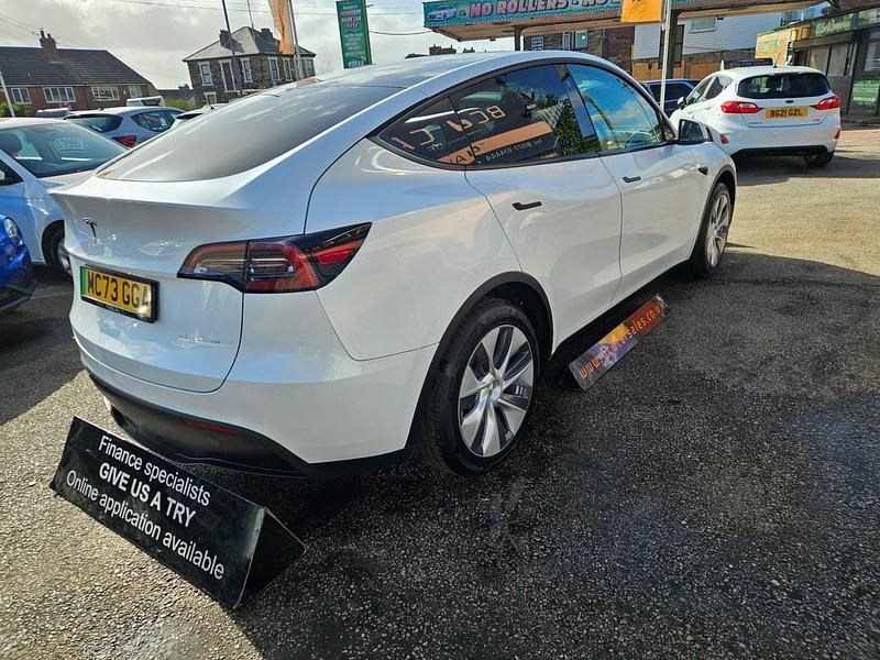 Used Tesla Model Y Long Range AWD 378 kW (514 HP) 2023 White SUV