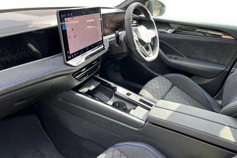 Used VW Passat Black Edition 272 HP (200 kW) 2025 Grenadilla black Estate