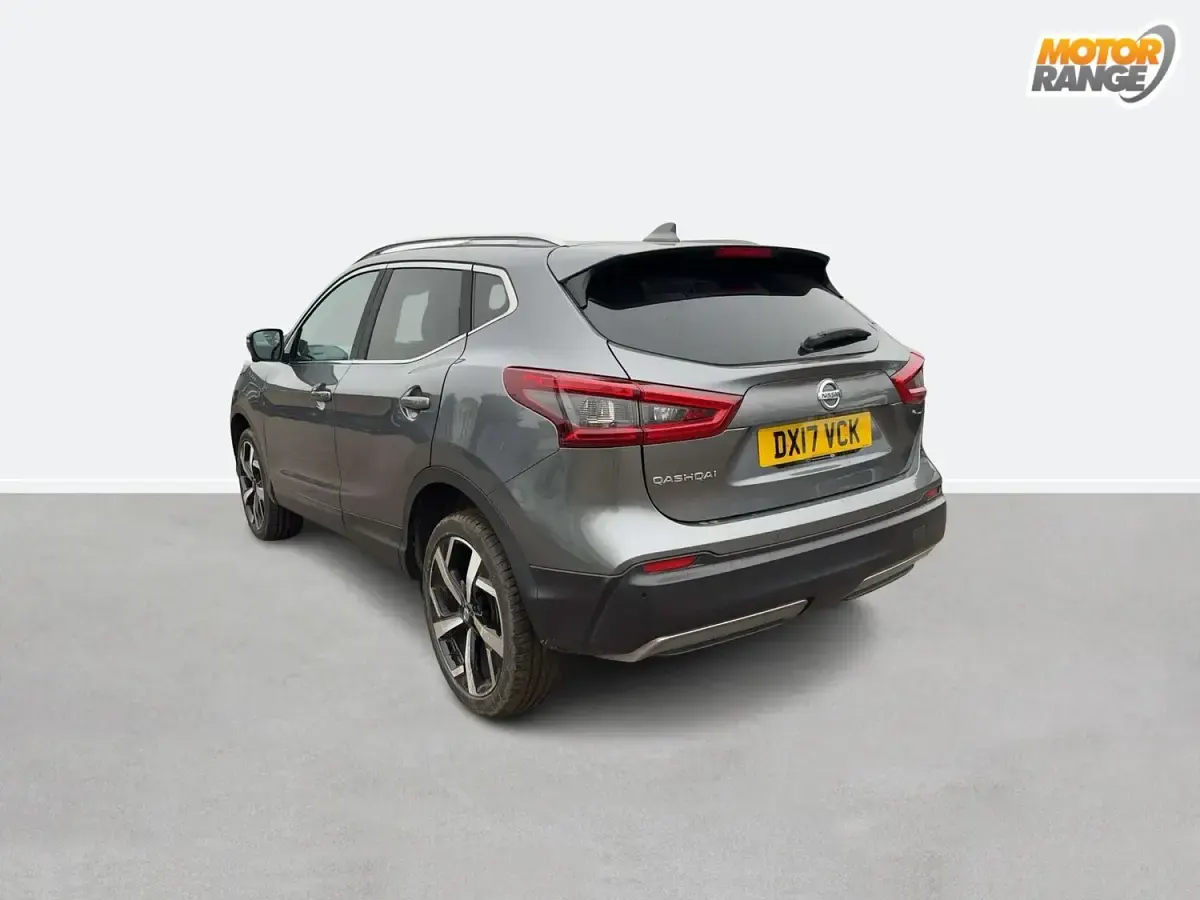Used Nissan Qashqai Tekna 110 HP (80 kW) 2017 Grey SUV