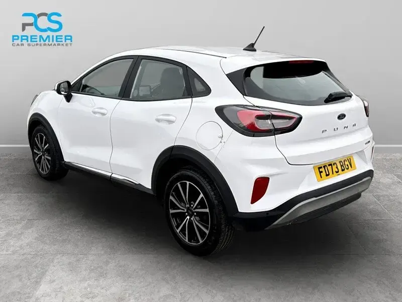 Used Ford Puma Titanium 125 HP (91 kW) 2023 Frozen white (premium paint) SUV