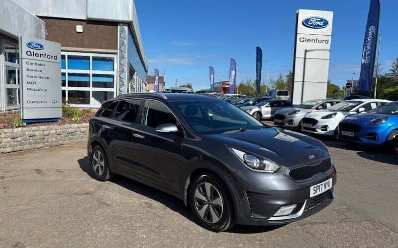 Grey Used 2017 Kia Niro 2 SUV | £12,995 (Fair price) - Image 1/4