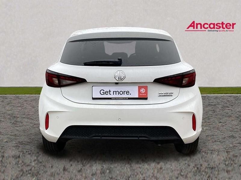Used MG MG3 Trophy 194 HP (142 kW) 2025 White Hatchback