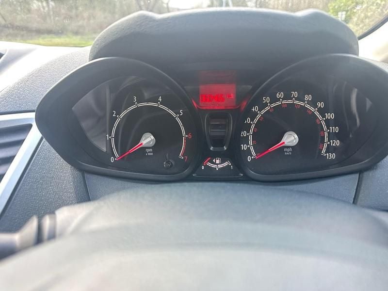 Used Ford Fiesta 2012 Red Hatchback