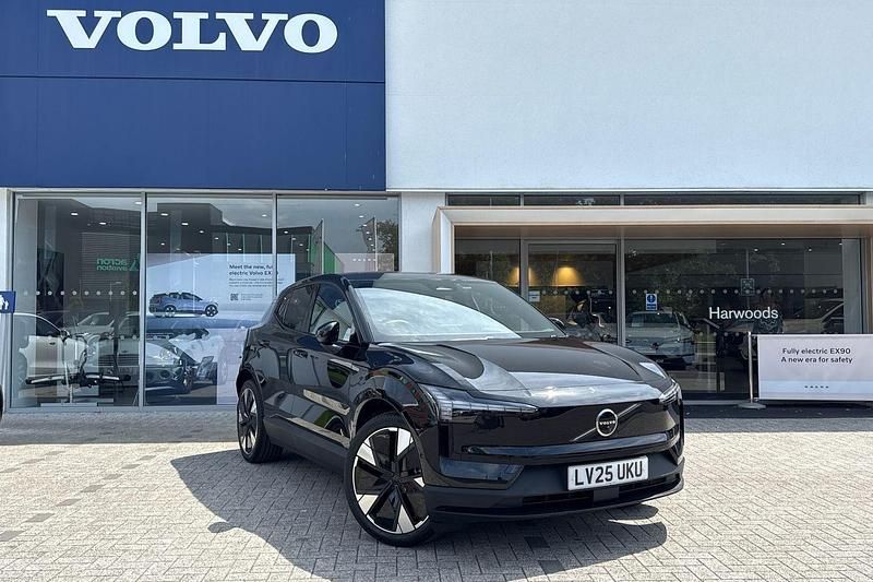 Black New 2025 Volvo EX30 Ultra SUV | £32,890 (Fair price) - Image 1/4