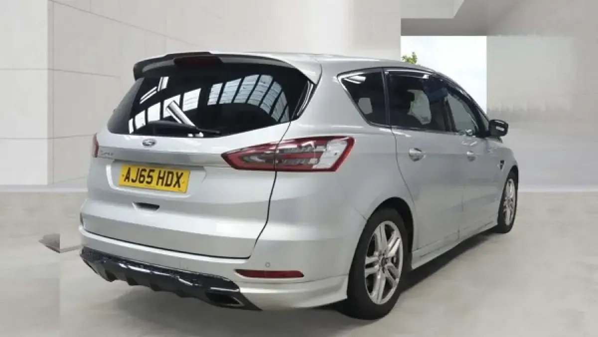 Used Ford S-MAX Sport 180 HP (132 kW) 2016 Silver MPV