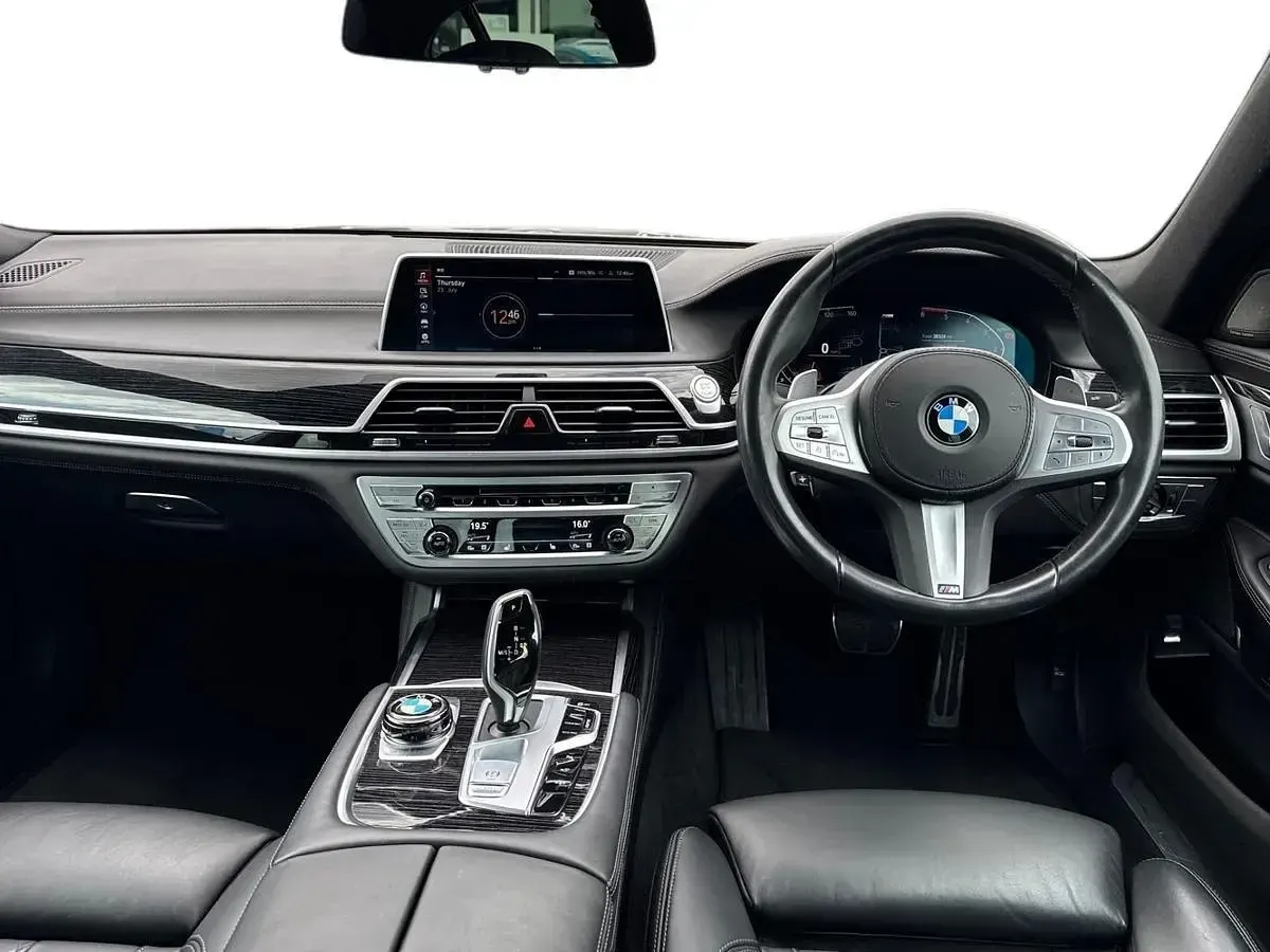 Used BMW 730 M Sport 282 HP (207 kW) 2022 Grey Sedan