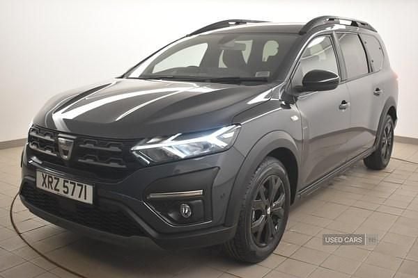 Used Dacia Jogger Extreme 109 HP (80 kW) 2022 Grey MPV