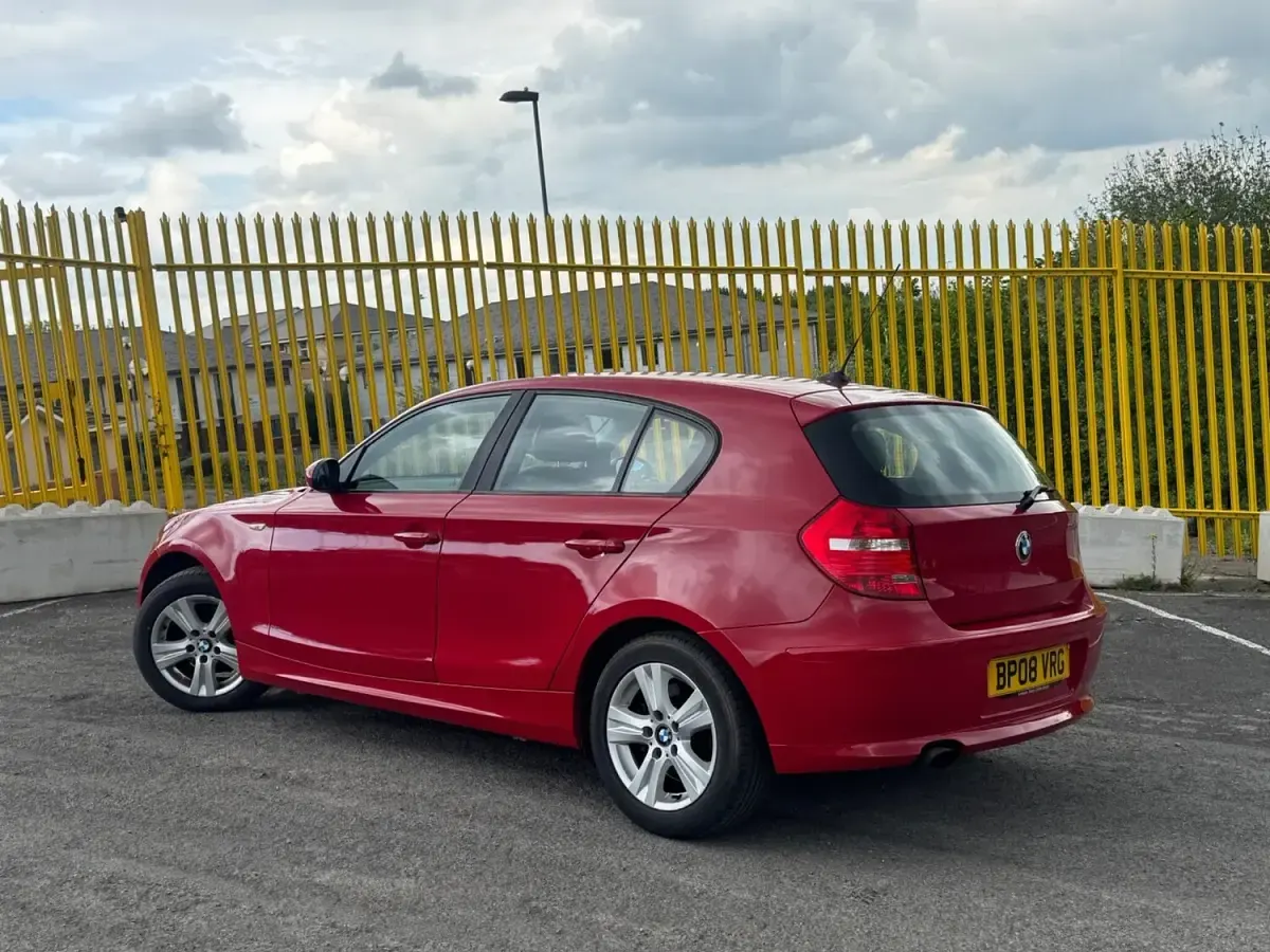 Used BMW 118 2008 Red Hatchback