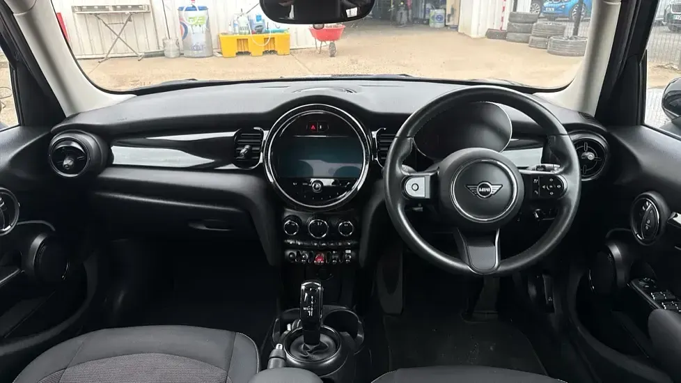 Used Mini Cooper Classic 136 HP (100 kW) 2023 Enigmatic black metallic Hatchback