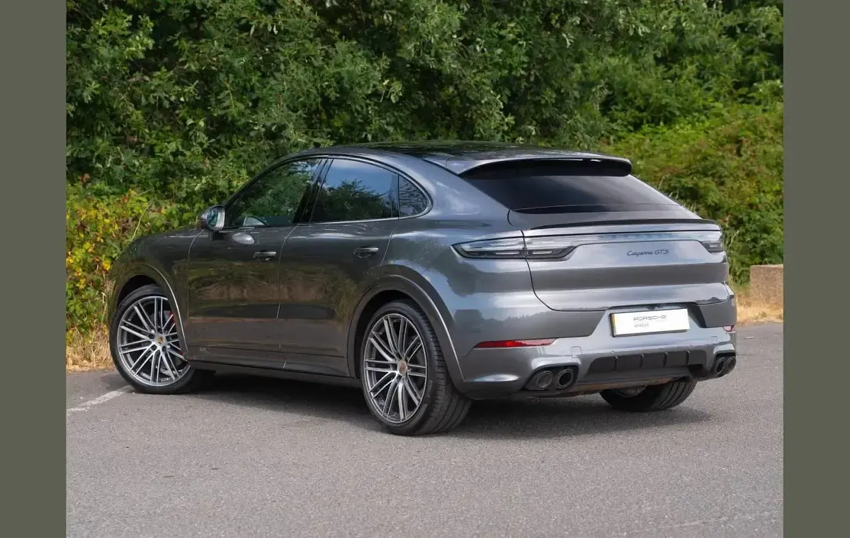 Used Porsche Cayenne 453 HP (333 kW) 2021 Grey SUV
