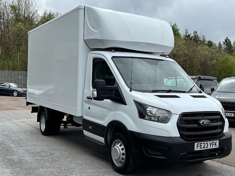 Usado Ford Transit 130 HP (95 kW) 2023 Branco Cabrios