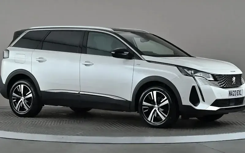 Used Peugeot 5008 GT 131 HP (96 kW) 2023 SUV