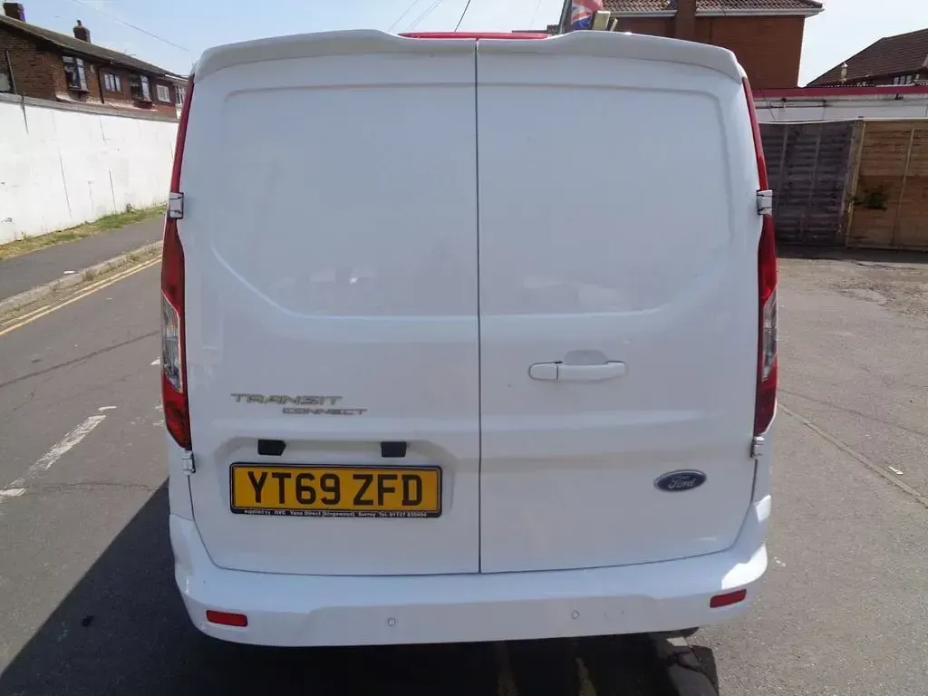 Used Ford Transit Connect Limited 120 HP (88 kW) 2019 White MPV