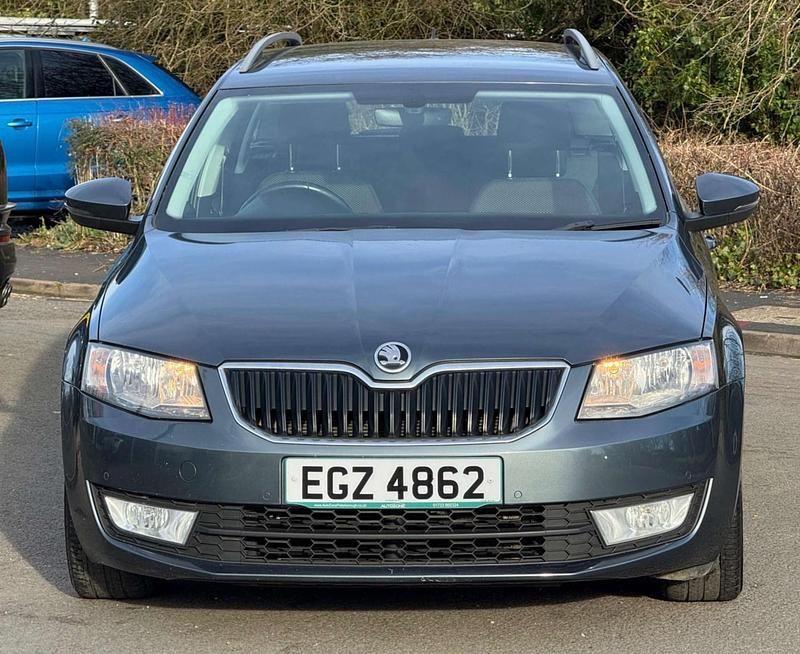 Used Skoda Octavia GreenLine 110 HP (80 kW) 2016 Grey Hatchback
