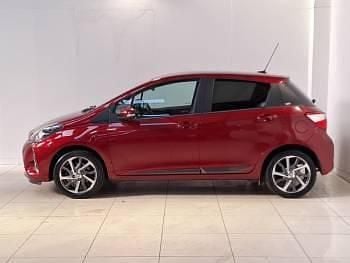 Used Toyota Yaris 111 HP (81 kW) 2020 Red Hatchback
