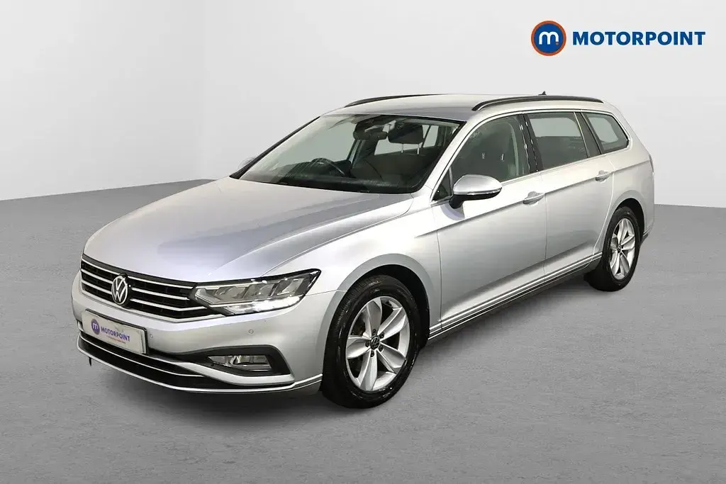 Usado VW Passat SE 2021 Prateado Carrinha