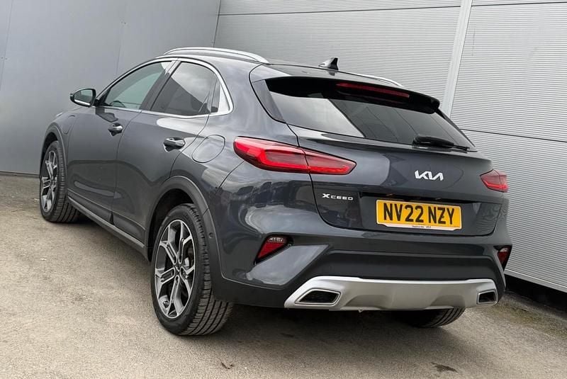 Used Kia XCeed 139 HP (102 kW) 2022 Grey SUV