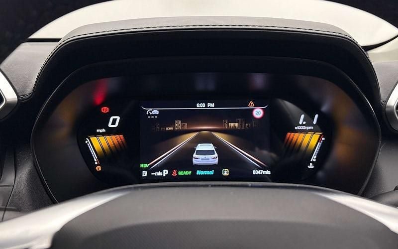 Used MG ZS Trophy 196 HP (144 kW) 2024 Solid  arctic white SUV