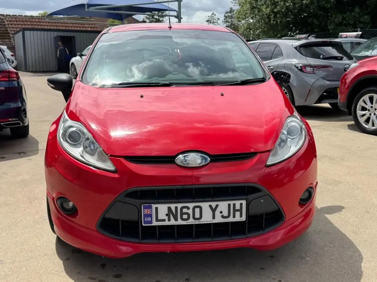 Used Ford Fiesta Zetec 2010 Red Hatchback