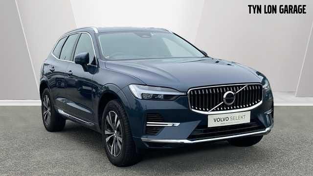 Used 2023 Volvo XC60 Core SUV | £33,995 (Fair price) - Image 1/3