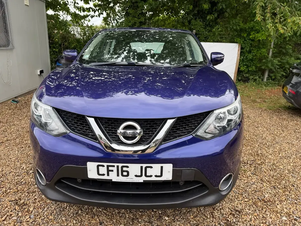 Used Nissan Qashqai Acenta 115 HP (84 kW) 2016 Blue SUV