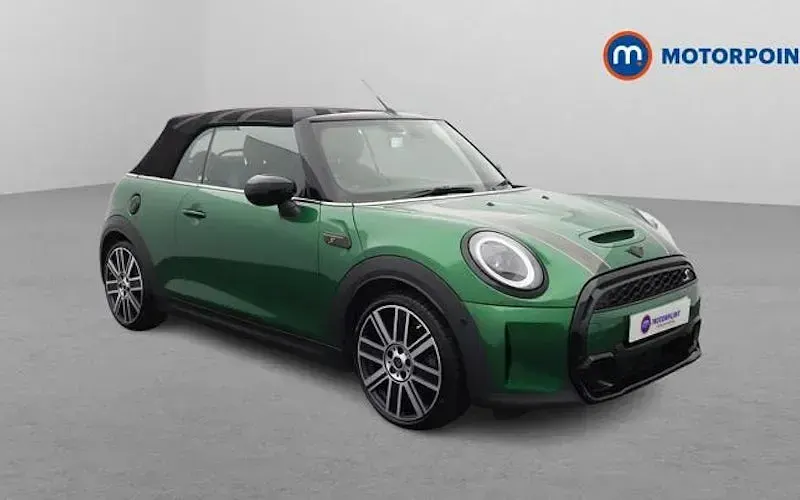 Używany Mini Cooper S Cabriolet Exclusive 178 KM (130 kW) 2022 Kabriolet