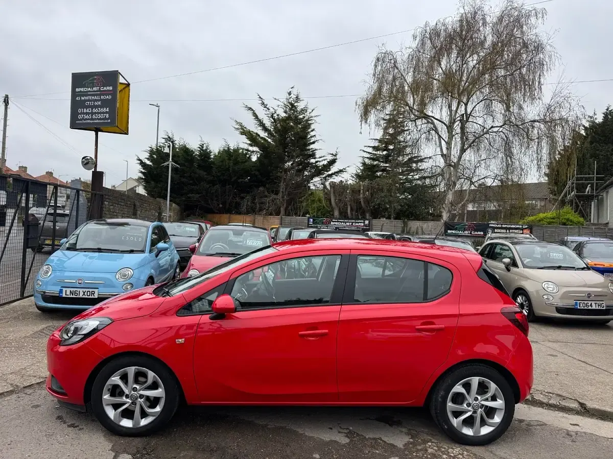 Used Vauxhall Corsa 90 HP (66 kW) 2018 Red Hatchback