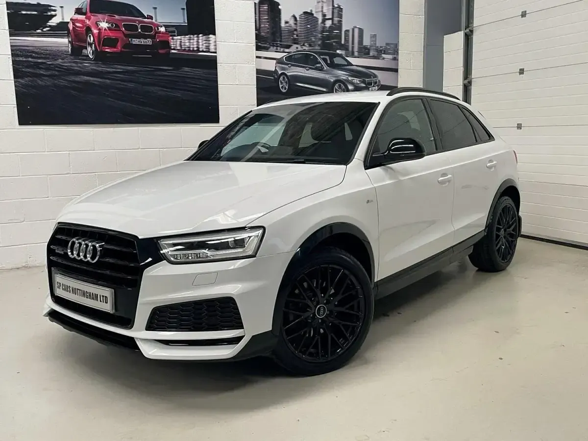 Begagnad Audi Q3 Black Edition 150 HK (110 kW) 2018 Vit SUV