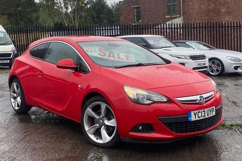 Used 2013 Vauxhall Astra GTC SRi Coupe | £2,295 (Good price) - Image 1/1