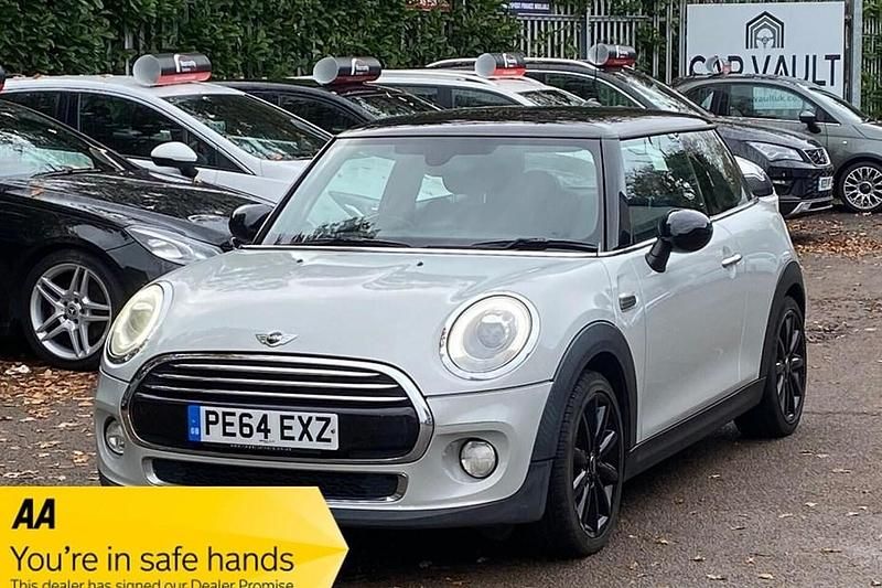 Silver Used 2014 Mini Cooper D Hatch Hatchback | £4,494 (Fair price) - Image 1/1