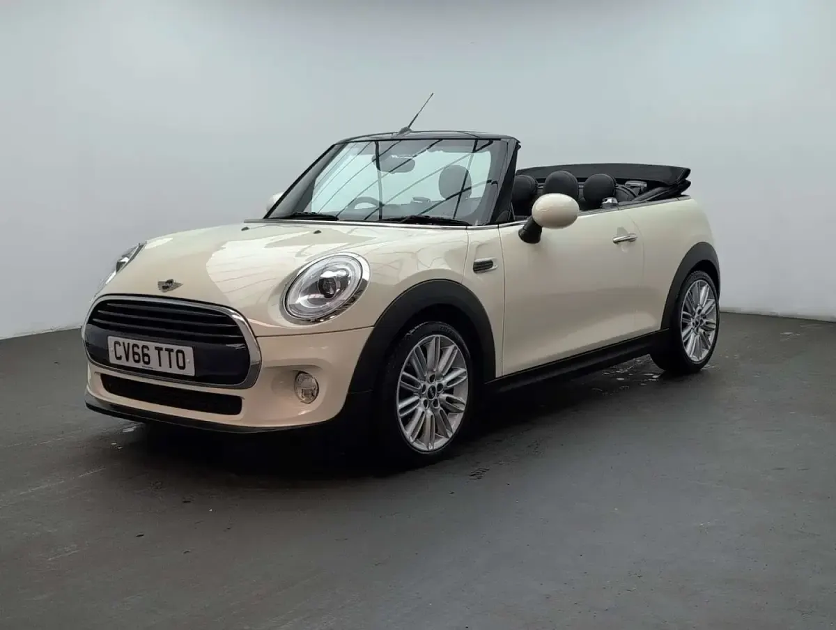 Used Mini Cooper Cabriolet 134 HP (98 kW) 2016 White Cabriolet