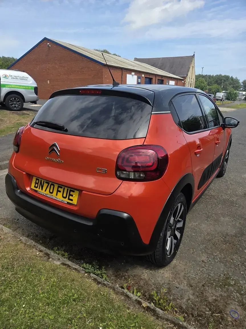 Used Citroën C3 Flair 102 HP (75 kW) 2020 Orange Hatchback
