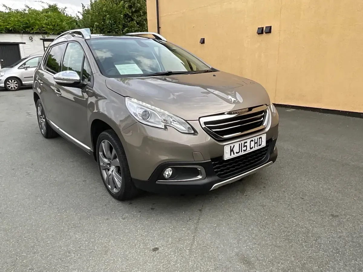 Used Peugeot 2008 120 HP (88 kW) 2015 Grey SUV