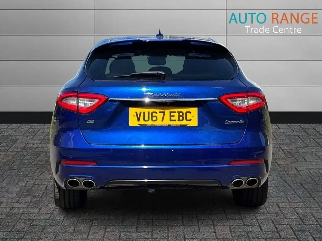 Used Maserati Levante 275 HP (202 kW) 2017 Blue SUV