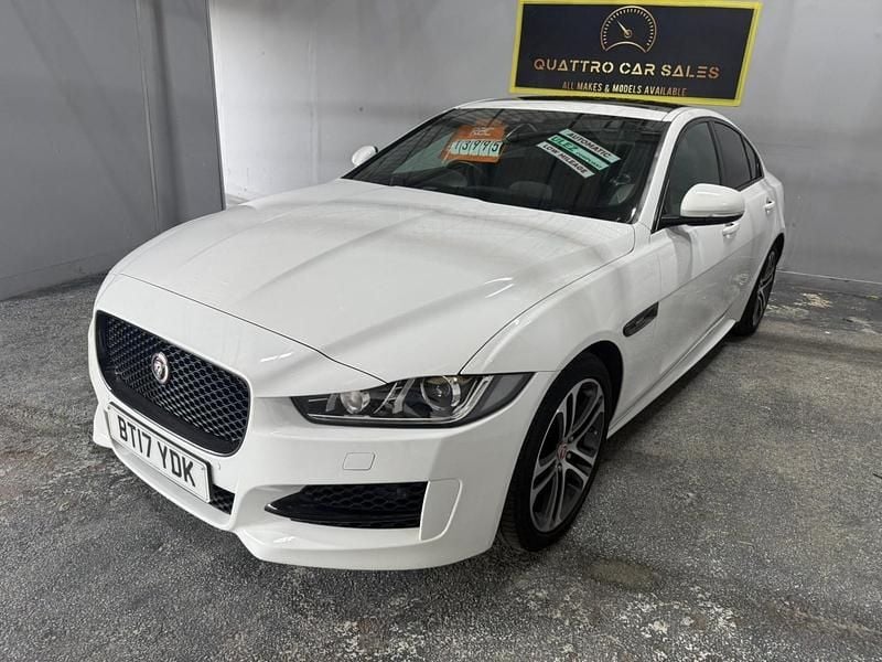 Used Jaguar XE R-Sport 250 HP (183 kW) 2017 White Sedan